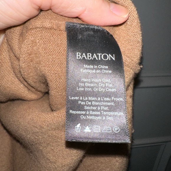Babaton V-Neck Sweater - Picture 4 of 4